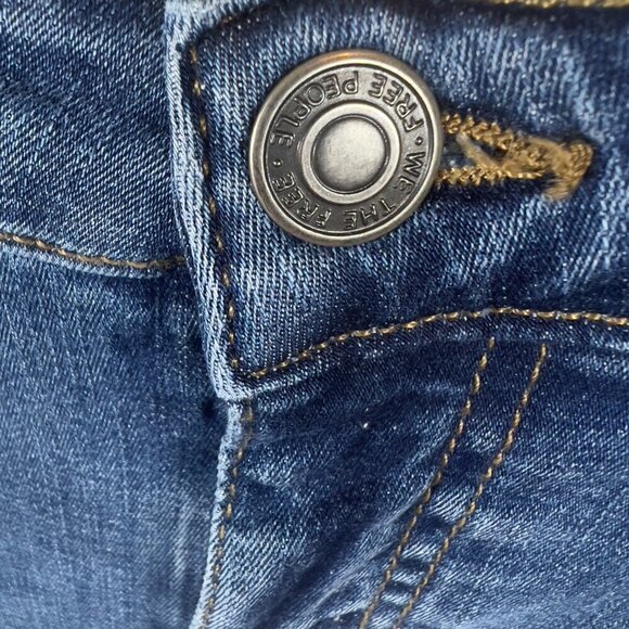 Free People Jeans Womens Size 27R Pintuck Raw Step Hem Mid Rise Medium Wash - Picture 9 of 15